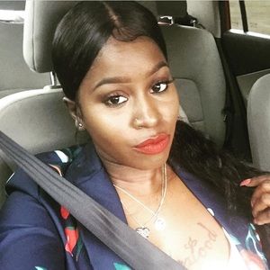 Meet your Posher, Paulette